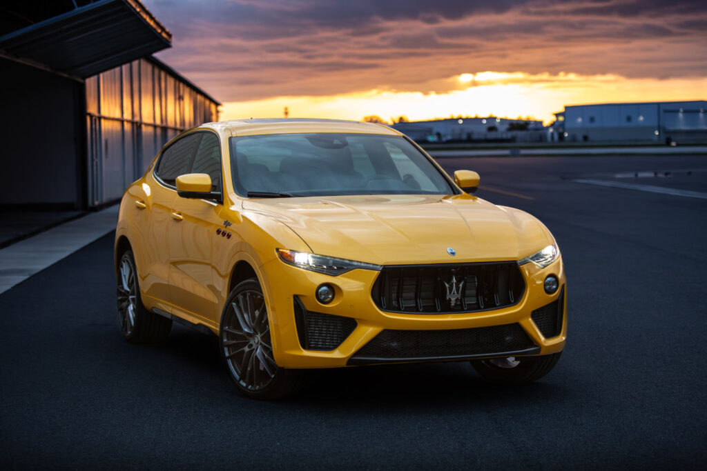 The 2023 Maserati Levante Trofeo front end