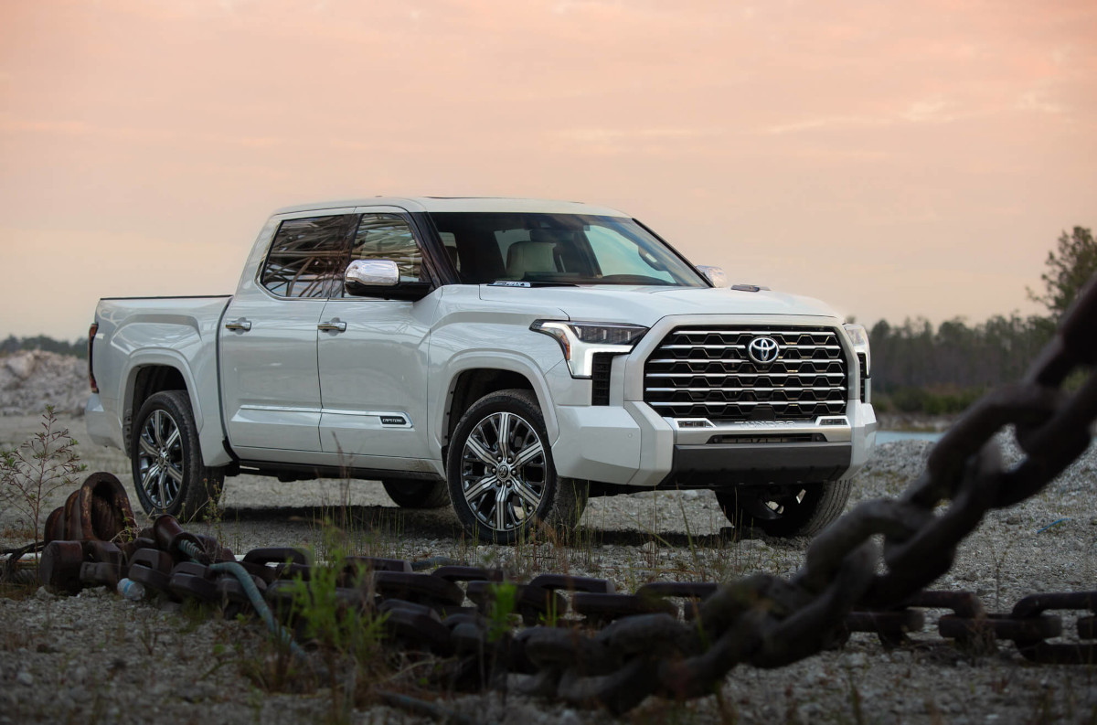 The 2023 Toyota Tundra Capstone at sunrise