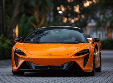 The 2025 McLaren Artura Spider is another epic drop-top-supercar