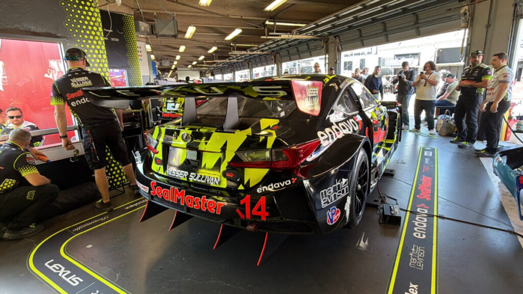 Vasser Sullivan #14 race car