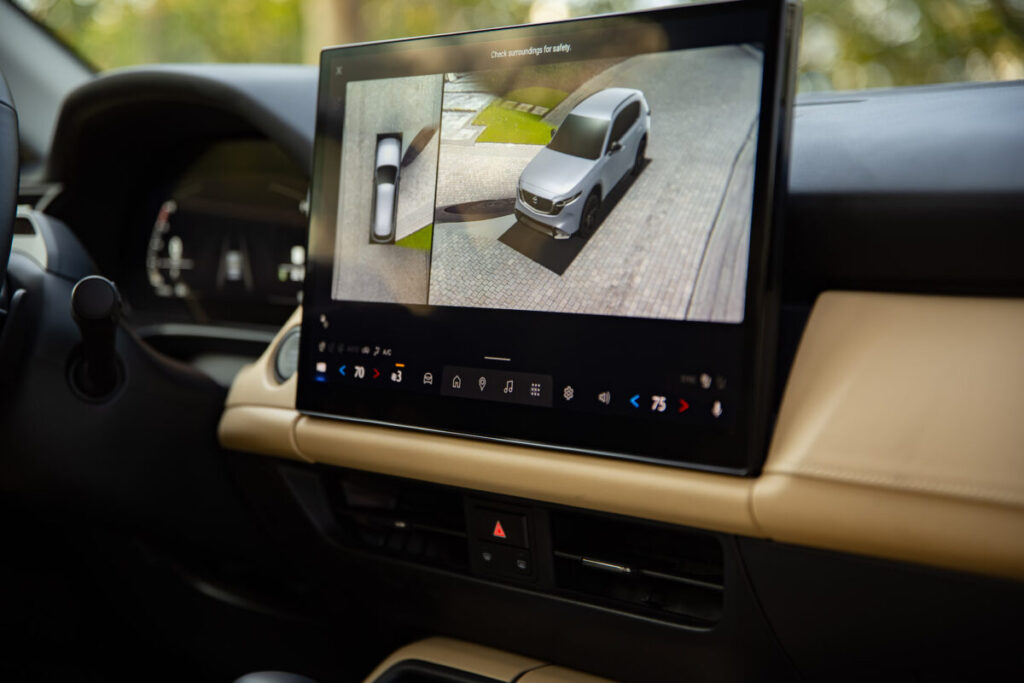 2026 Mazda CX-5 S Premium Plus 15-inch screen with camera image displayed