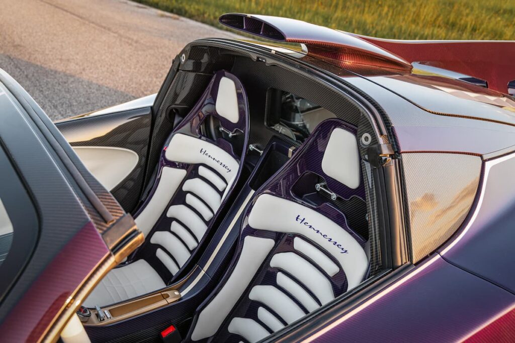 Hennessey Venom F5-M seat details