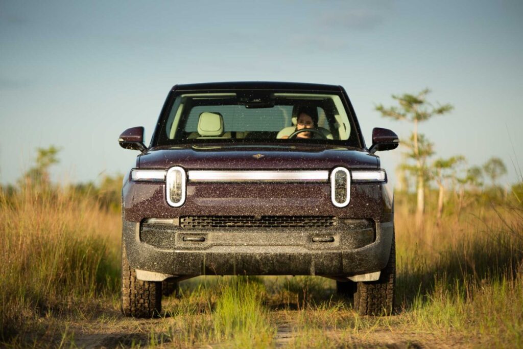 2026 Rivian R1T front end