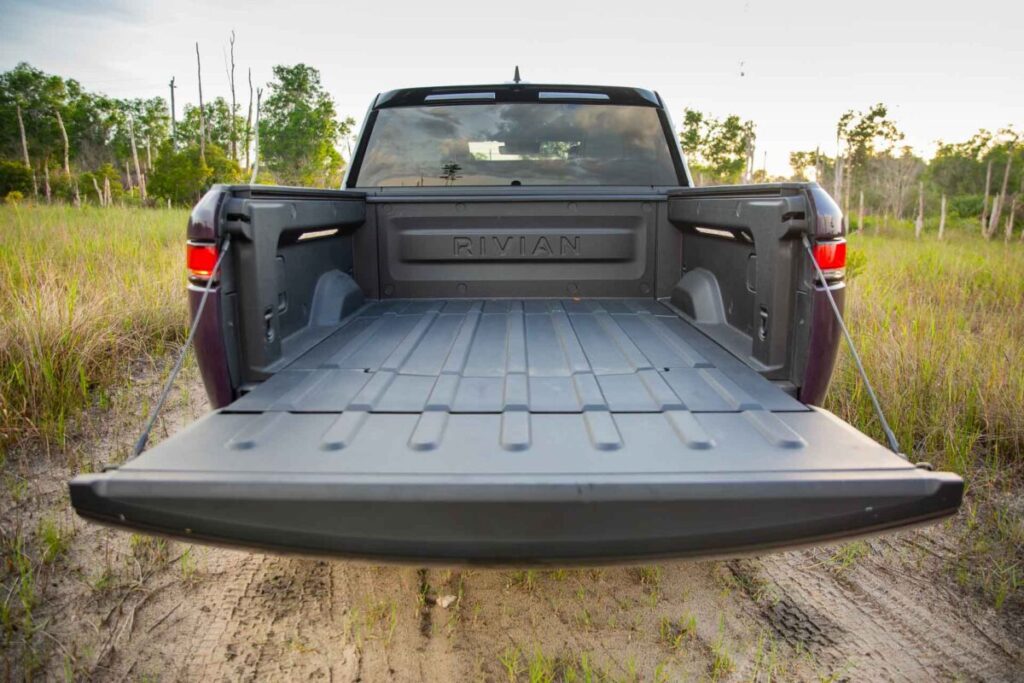 2026 Rivian R1T truck bed