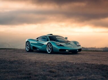 Gordon Murray Special Vehicles S1 front end