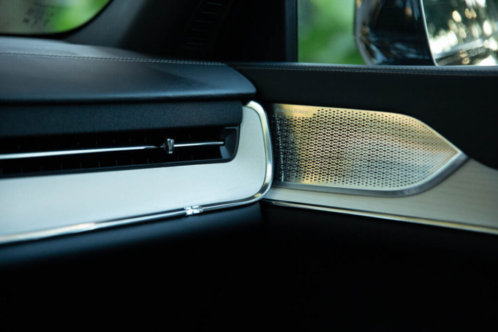 2026 Volvo EX90 Twin Motor Performance Electric Ultra